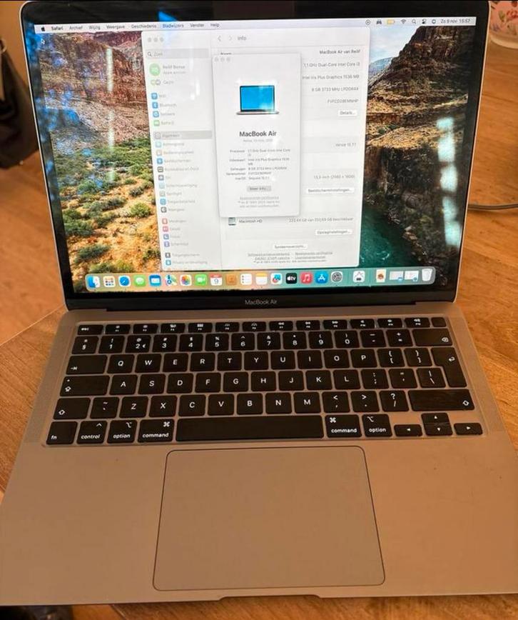 Macbook Air 2020 256gb, Computers en Software, Apple Macbooks, Zo goed als nieuw, MacBook Air, 13 inch, 2 tot 3 Ghz, 256 GB, 8 GB