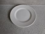 Bord 18 cm. Fine Bone China Wit Wedgwood Made in England, Huis en Inrichting, Keuken | Servies, Ophalen of Verzenden, Zo goed als nieuw