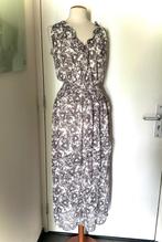 Maxi Jurk AllSaints All Saints grijs room wit bloemen M 38, Maat 38/40 (M), Verzenden, AllSaints, Zo goed als nieuw