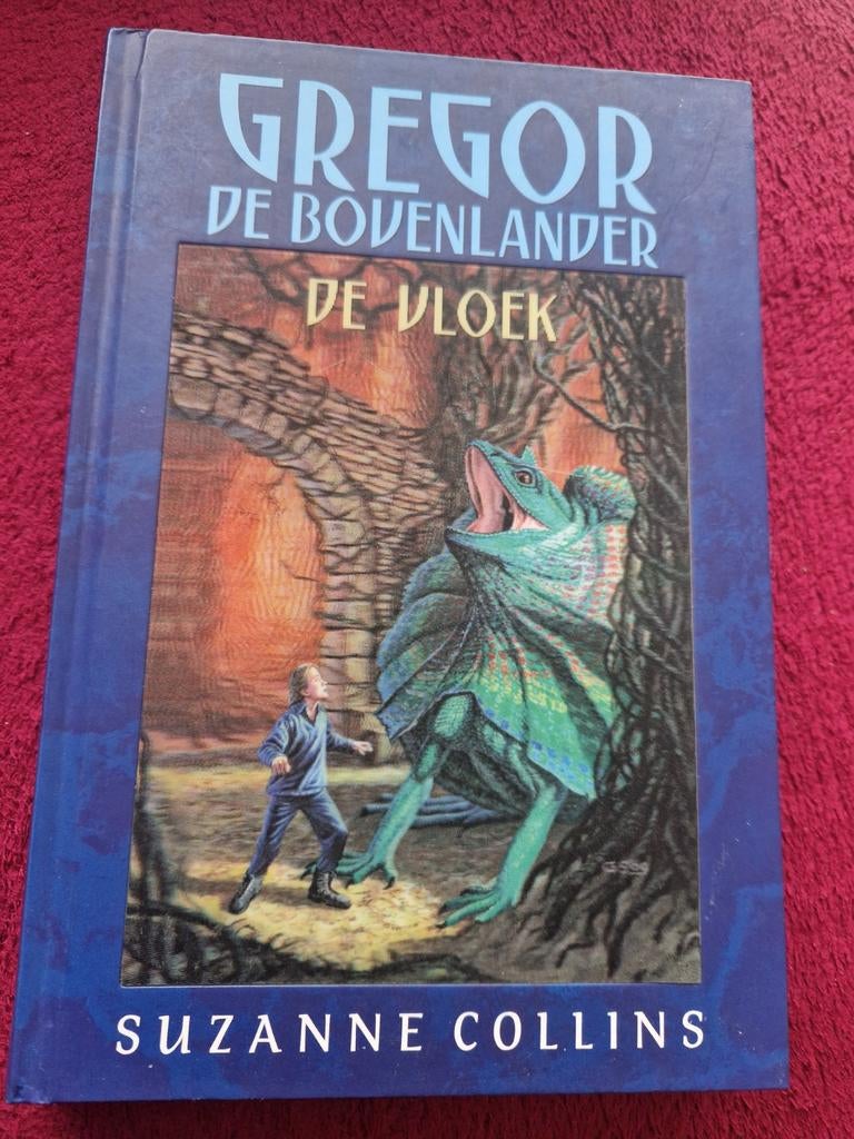 Gregor de Bovenlander - De Vloek (Nieuw boek), Boeken, Ophalen of Verzenden, Nieuw, Suzanne Collins, Fictie algemeen