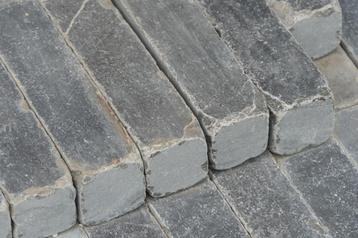 Hardsteen waalformaat 20x5x5 cm - Blue Stone - 1,6m2   beschikbaar voor biedingen