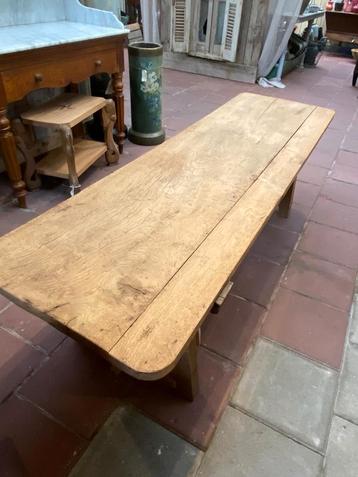 Stoer landelijke tafel salontafel beschikbaar voor biedingen