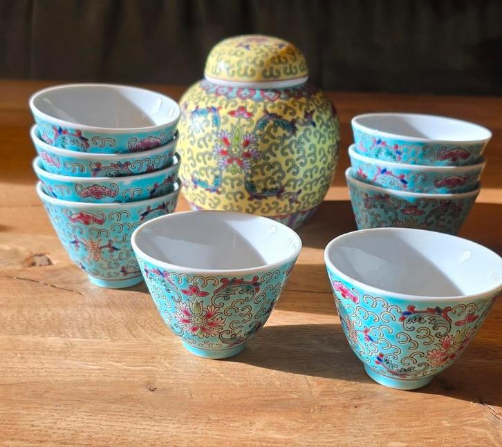 Chinese porseleinen theeset, 9 kopjes + gemberpot, Antiek en Kunst, Antiek | Porselein, Ophalen of Verzenden