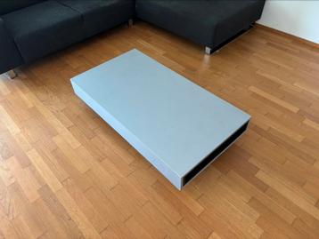 Salontafel (mdf, metallic lak) 140 x 80cm met bergruimte.  beschikbaar voor biedingen