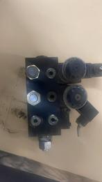 ventielenblok hydroliek, Ophalen, Gebruikt