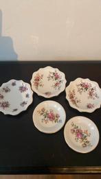 Royal Abert petit four schaaltjes. Onbeschadigd, Antiek en Kunst, Antiek | Servies los, Ophalen of Verzenden