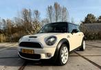 Mini Cooper S 175PK 2007, Auto's, Voorwielaandrijving, 4 cilinders, 4 stoelen, Wit