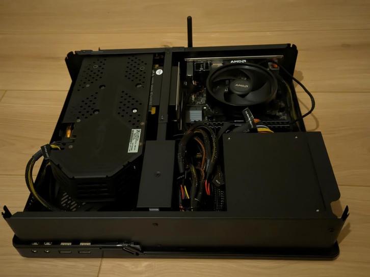 ASRock Fatal1ty B450 ITX met AMD Ryzen 1600x en 16GB DDR4, Computers en Software, Moederborden, Zo goed als nieuw, DDR4, Ophalen