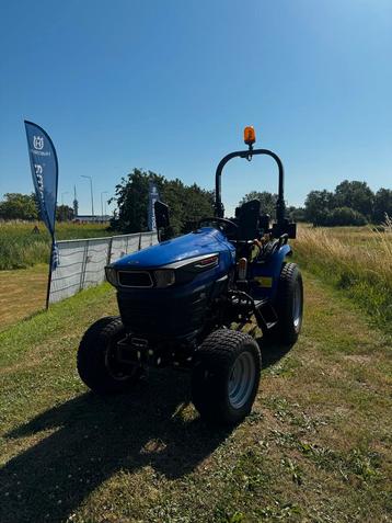 Nieuwe Farmtrac 26pk compacte tractor beschikbaar voor biedingen