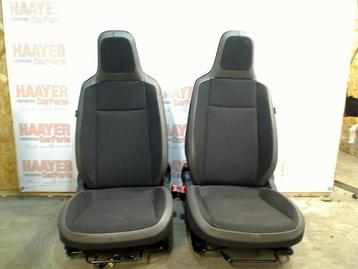 Stoelen + Achterbank Volkswagen Up! (121) (2011-08/2020-08) beschikbaar voor biedingen