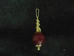 1 kettinghanger goud 14 krt. met granaat hanglengte 4..3 cm, Ophalen of Verzenden, Goud, Goud