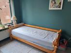 Houten eenpersoons bed 90 x 200 + lattenbodem +5 hoeslakens, Huis en Inrichting, Slaapkamer | Bedden, 90 cm, Gebruikt, Ophalen of Verzenden