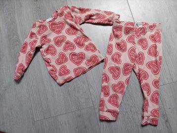 Feetje pyjama maat 74 meisje hartjes beschikbaar voor biedingen