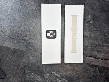 Apple Watch SE 2 (40mm) Starlight - Nieuw! beschikbaar voor biedingen