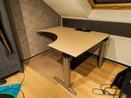 Hoekbureau 160x120, hoogte verstelbaar met zwengel, Ophalen, In hoogte verstelbaar, Zo goed als nieuw, Bureau