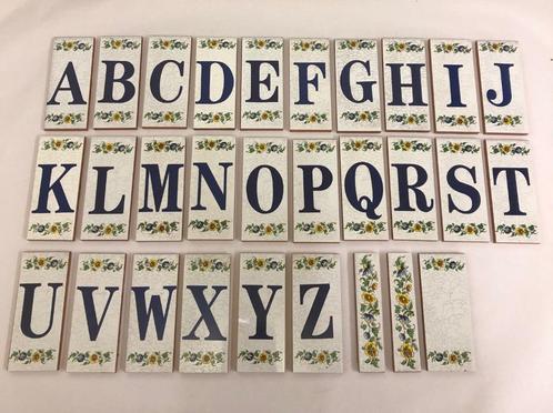 Te koop:  ** Spaanse Letter Tegeltjes **, Huis en Inrichting, Overige Huis en Inrichting, Nieuw, Ophalen of Verzenden