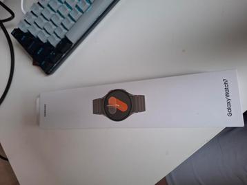 Samsung Galaxy Watch7| NIET GEOPEND beschikbaar voor biedingen