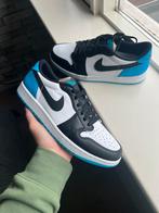 Nike jordan 1 low powder blue maat 42, Ophalen of Verzenden, Nieuw, Blauw