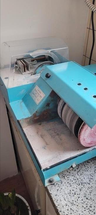 Edelsteen slijpmachine met diamantschijf, Doe-het-zelf en Verbouw, Gereedschap | Zaagmachines, Gebruikt, Minder dan 600 watt, Ophalen of Verzenden