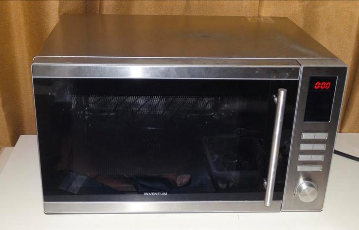 Inventum - Combimagnetron, Witgoed en Apparatuur, Magnetrons, Gebruikt, Vrijstaand, Combimagnetron, 45 tot 60 cm, Grill, Draaiplateau