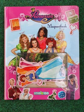 Nieuwe magneetboek Prinsessia met 13 magneten beschikbaar voor biedingen