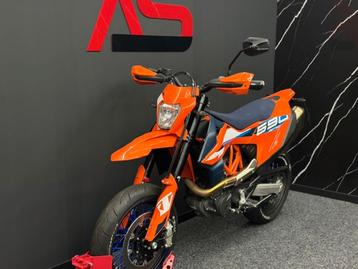 KTM 690 SMC R 2024 beschikbaar voor biedingen