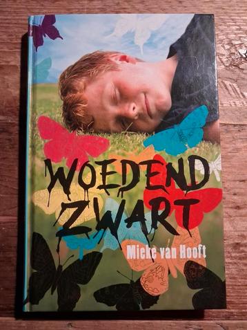 Mieke van Hooft - Woedend zwart beschikbaar voor biedingen