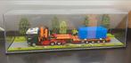 Vitrine met diorama(51cm) 1:50, Hobby en Vrije tijd, Modelauto's | 1:50, Ophalen of Verzenden, Nieuw, Overige typen, Overige merken