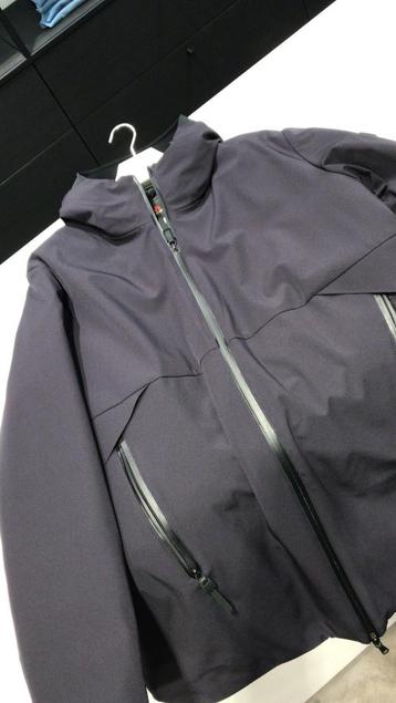 Peuterey winter jas donker blauw XXL Paar keer gedragen. beschikbaar voor biedingen