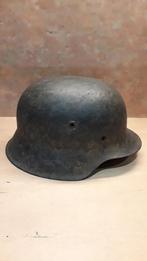 Recente garage vondst  / M42 Stahlhelm ( camo ? ), Verzamelen, Ophalen of Verzenden, Overige gebieden, Helm of Baret