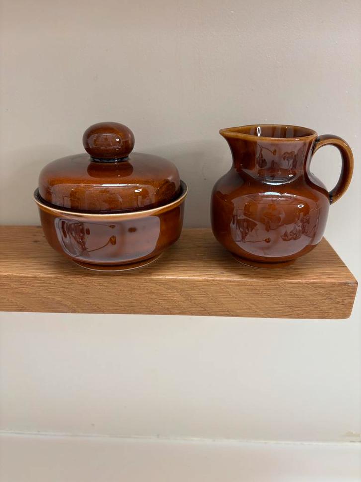 Vintage Bruin Aardewerk Roomstel - Jaren 60, Huis en Inrichting, Keuken | Servies, Zo goed als nieuw, Overige typen, Overige stijlen