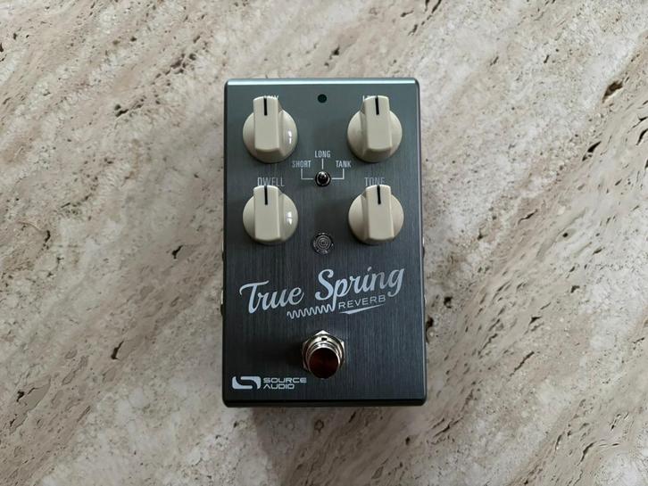 Source Audio True Spring reverb pedal, Muziek en Instrumenten, Effecten, Zo goed als nieuw, Reverb, Ophalen of Verzenden