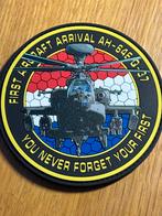 Pvc embleem 301 SQN first arrival AH-64E - Q37, Verzamelen, Militaria | Algemeen, Verzenden, Luchtmacht, Nederland, Embleem of Badge