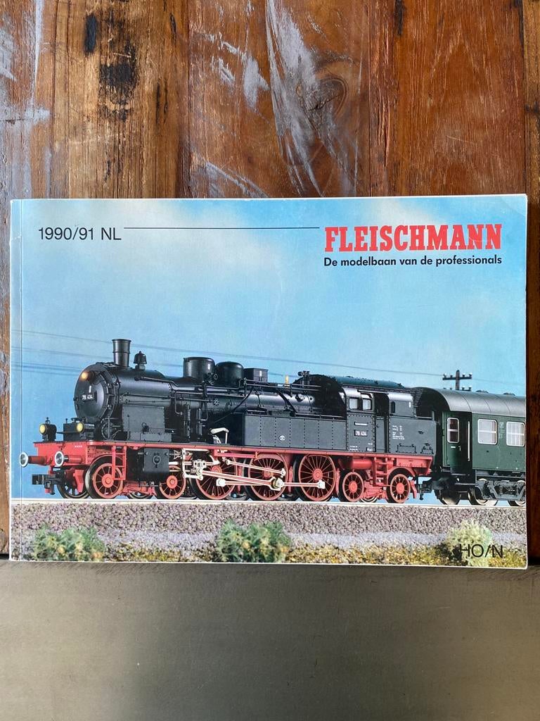 Fleischmann modeltrein catalogus H0 en N uit 1990 - 1991, Boeken, Catalogussen en Folders, Ophalen of Verzenden, Zo goed als nieuw