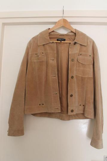Prachtig nieuw jasje maat 42 leer suede beschikbaar voor biedingen