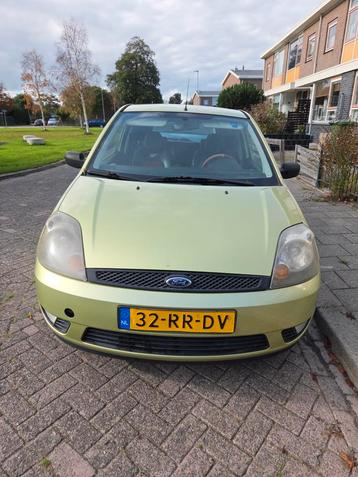 Ford Fiësta 1.4 16V 3DR 2005 Groen beschikbaar voor biedingen