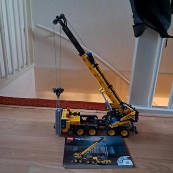 Lego Technic 42108 Mobiele Kraan beschikbaar voor biedingen