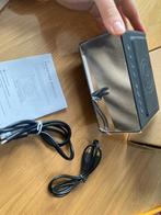 Nieuw! Wekker digitaal LED met oplader, Witgoed en Apparatuur, Ophalen of Verzenden, Nieuw, Digitaal