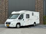 Rapido 690C APK Queensbed Zonnepaneel met stallingsplek, Diesel, Tot en met 3, 6 tot 7 meter, Half-integraal