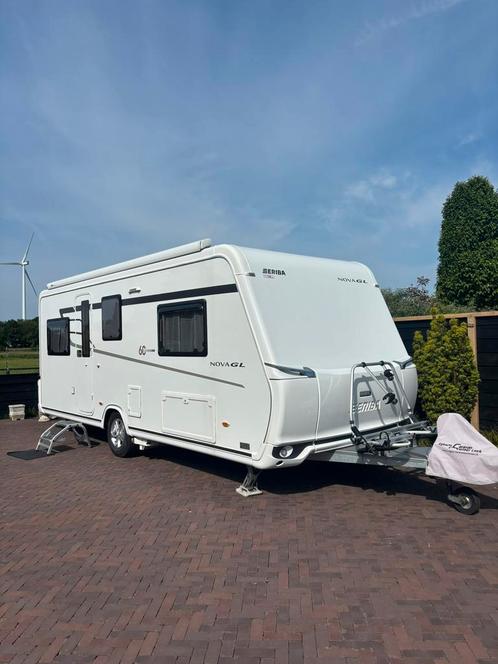 Eriba Nova 530 GL enkele bedden in perfecte staat BJ 2018, Caravans en Kamperen, Caravans, Particulier, tot en met 3, 1000 - 1250 kg