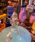 Vintage glazen vaas opaline en turkoois wervelend patroon., Ophalen of Verzenden