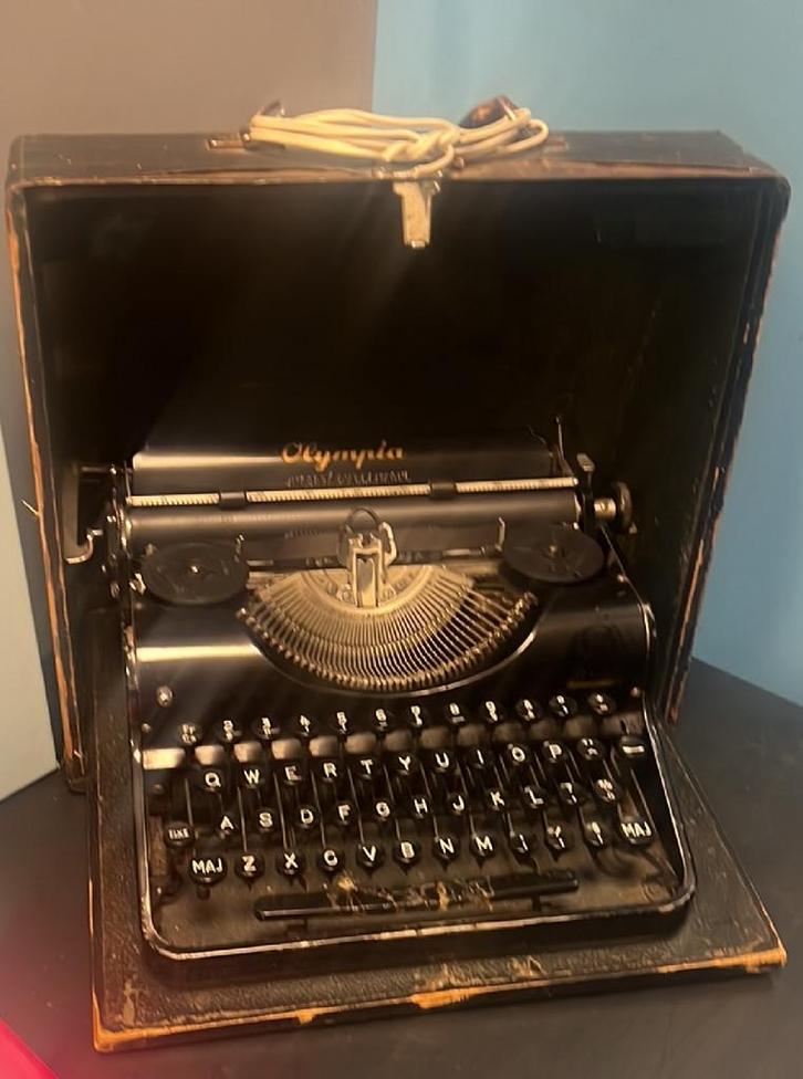 Metalen Olympia Simplex typemachine met originele koffer, Antiek en Kunst, Antiek | Kantoor en Zakelijk, Ophalen of Verzenden