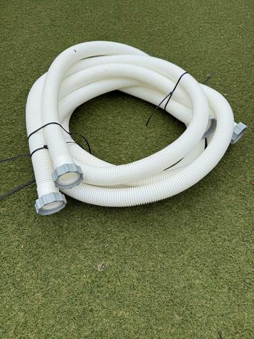 Intex slangen, 2 stuks, 4,5 m, NIEUW beschikbaar voor biedingen