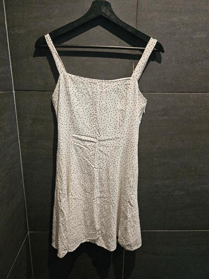 Nieuw - Envii witte slipdress met stippen - Maat XS, Kleding | Dames, Jurken, Nieuw, Maat 34 (XS) of kleiner, Wit, Boven de knie