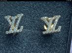 Vintage gouden oorbellen Louis Vuitton logo ,14 kar 585 goud, Verzenden, Zo goed als nieuw, Met edelsteen, Knopjes of Stekers