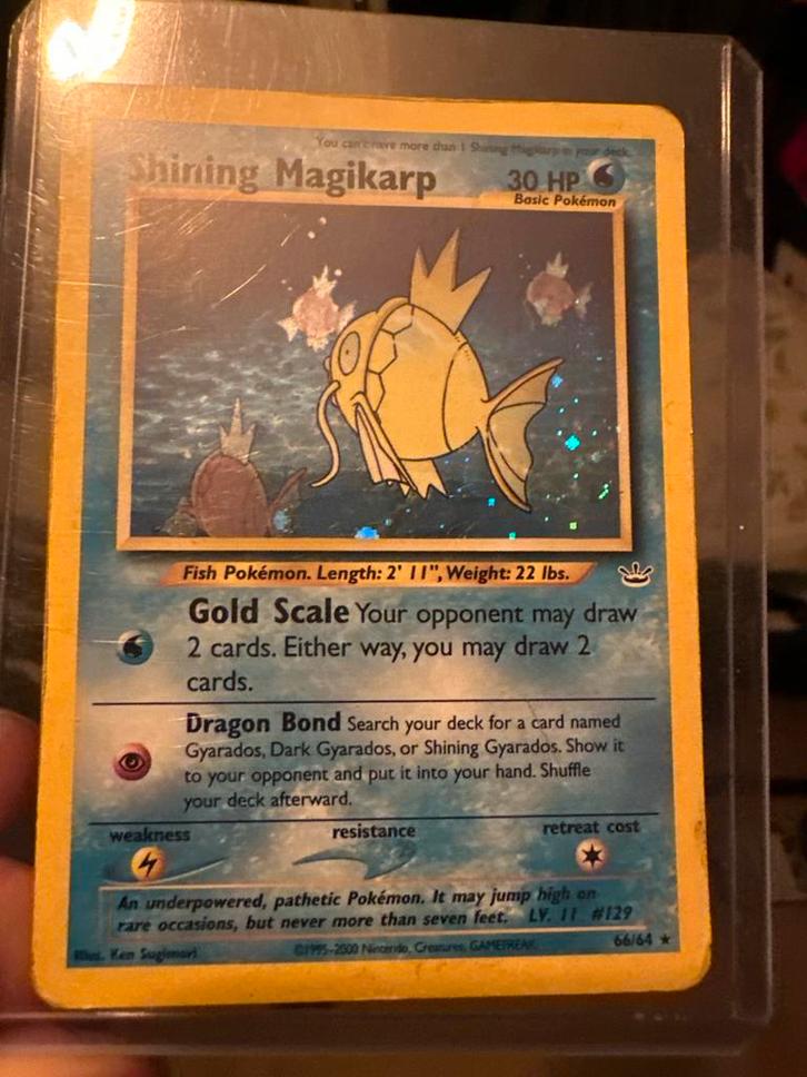 Shining Magikarp - Neo Revelation 66/64, Hobby en Vrije tijd, Verzamelkaartspellen | Pokémon, Gebruikt, Losse kaart, Foil, Ophalen of Verzenden