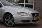 Volvo V70 2.5T Youngtimer Trekhaak Automaat Cruise Camera St, Zwart, 2521 cc, Navigatiesysteem, Euro 4