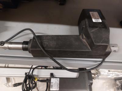 Linak luikuitzetter 24V, Watersport en Boten, Bootonderdelen, Gebruikt