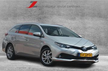 Toyota Auris Touring Sports 1.8 Hybrid Dynamic | Navigatie | beschikbaar voor biedingen