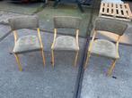 3 leuke vintage stoelen met grijs/groene ribstof bekleding., Huis en Inrichting, Stoelen, Drie, Stof, Zo goed als nieuw, Ophalen